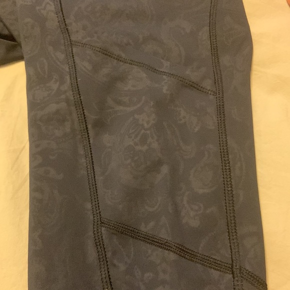 Lululemon Leggings - Picture 5 of 7